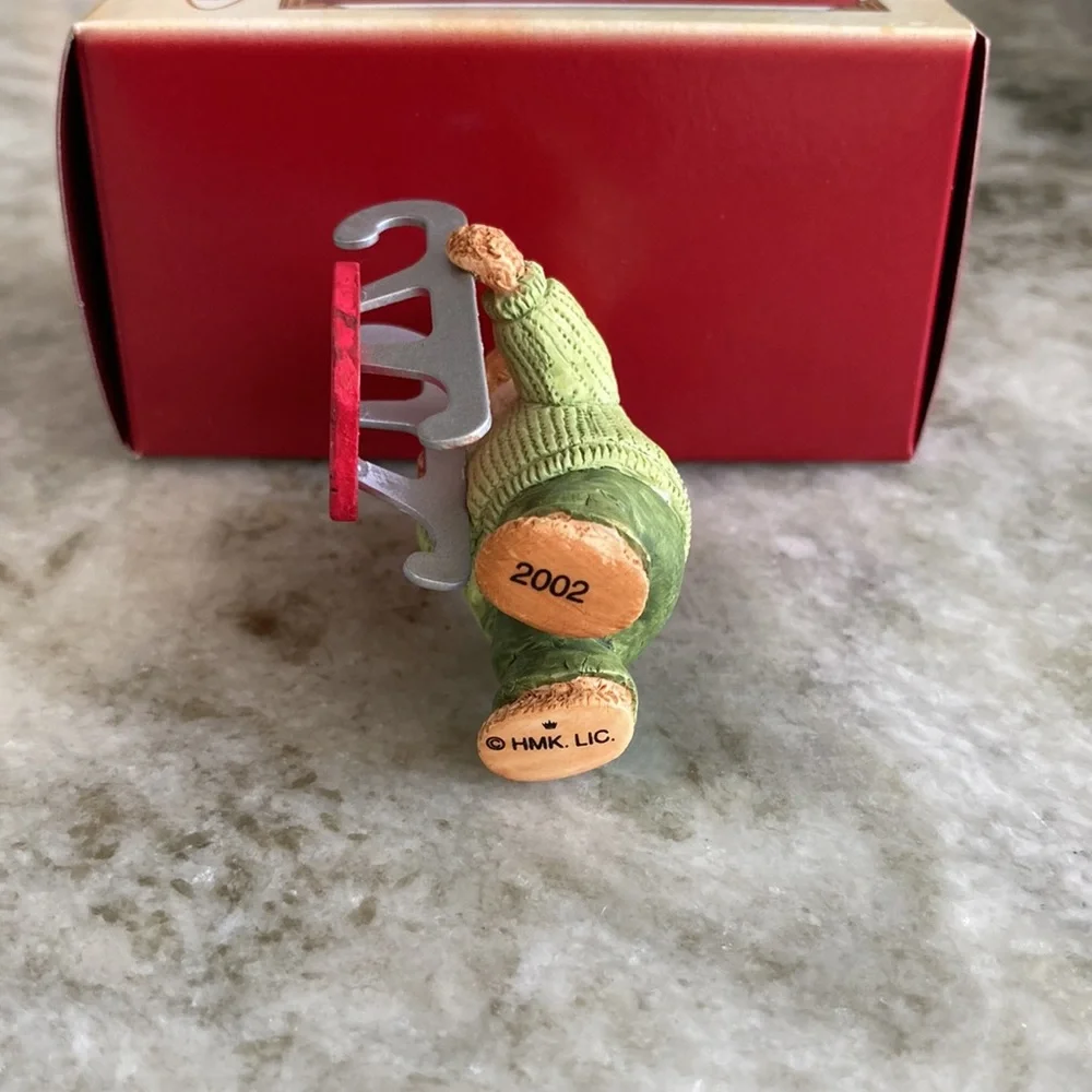 NEW Hallmark Ornament “Dexter Next: third in the snow cub club collection”